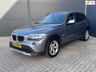 BMW X1 SDrive18i Executive / Automaat / Carplay / Trekhaak