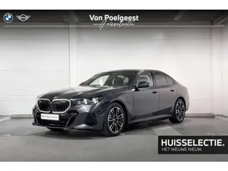 BMW 5 Serie Sedan 530e | M-Sport Pro | Travel Pack | Innovation Pack | Comfort Pack | Driving Assist