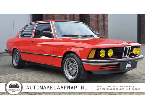 BMW 3-serie 320 / Org. NL / Handgeschakeld / 6 cil. / Belastingvrij / 1982 / E21 / Uniek!! /