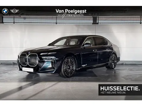BMW 7 Serie 750e xDrive | M Sportpakket | BMW Individual Interieur | Innovation Pack | Connoisseur P