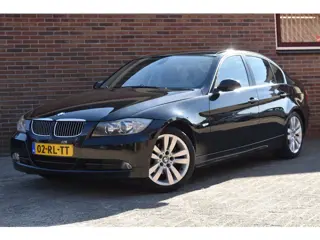BMW 3-serie 325i Dynamic Executive '05 Xenon Clima Cruise Inruil mogelijk