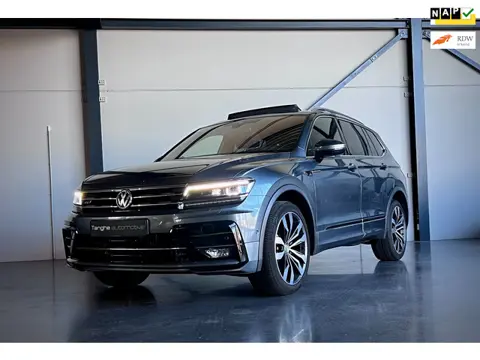 Volkswagen Tiguan Allspace 1.5 TSI R-Line 7pers, Panodak, ACC, Trekhaak, Dyn, Stuurverwarming, Ergo