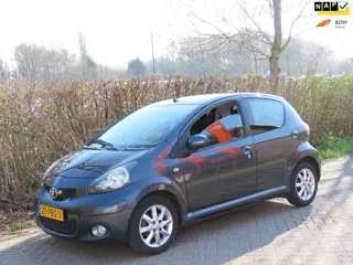 Toyota Aygo 1.0-12V Comfort Navigator *1e EIG ! *Dealer onderhoud ! *NAVI