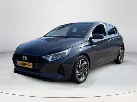 Hyundai i20 1.0 T-GDI Premium | Bose audio | Parkeercamera + Sensoren | Stuur/Stoelverwarming | Appl