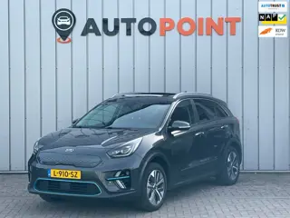 Kia E-Niro DynamicPlusLine 64 kWh FASE 3 SOH100% ORG NL|TREKHAAK|PANO|CAMERA|STOEL+STUURVRM|CARPLAY|