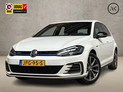 Volkswagen Golf 1.4 TSI PHEV GTE 204Pk Automaat (VIRTUAL COCKPIT, APPLE CARPLAY, GROOT NAVI, KEYLESS