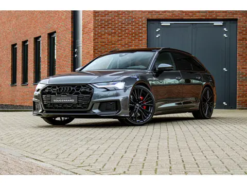 Audi A6 Avant 55 TFSI e quattro Competition | Matrix | Pano | B&O | Sportstoelen | Top View Camera |
