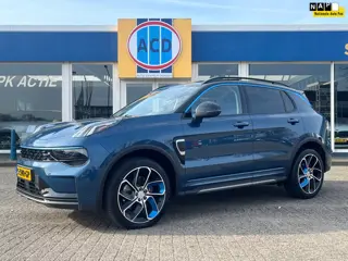 Lynk & Co 01 1.5 261pk PHEV 7DCTH | Orig.NL | Trekhaak | PanoramaDak | 360 graden Camera | Carplay |