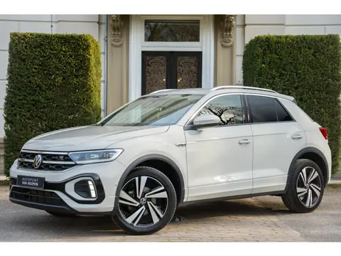 Volkswagen T-Roc 1.5 TSI R-Line Business+ 2E PAASDAG GEOPEND 10:00 - 16:00