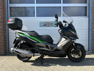 Kawasaki J300 ABS (bj 2015)