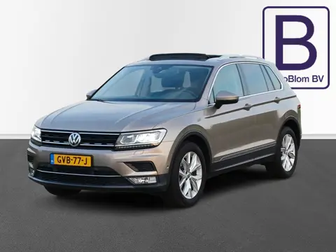 Volkswagen Tiguan 1.4 TSI 4Motion Highline /Nieuwstaat !/Pano/Camera/Led/Navi/18 " /Ada Cruise/