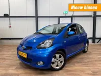 TOYOTA AYGO 1.0-12V Dynamic Blue / Bluetooth / AIRCO / 5 DRS /