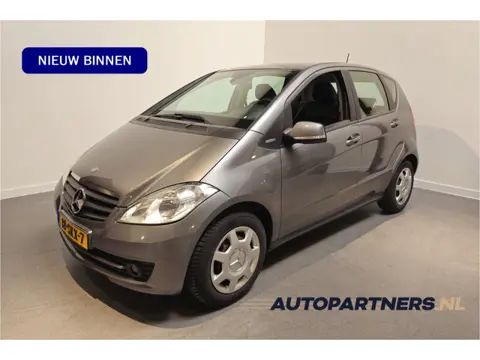 Mercedes-Benz A-Klasse 180 BlueEFFICIENCY Business Class - Stoelverwarming -  Leder - Trekhaak