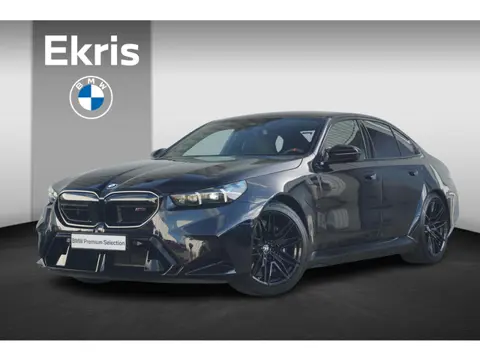 BMW 5-serie M5 Sedan | M Driver's Pack / Driving Assistant Professional / Parking Assistant Professi
