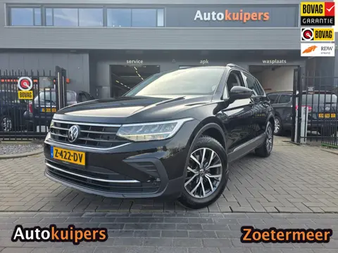 Volkswagen Tiguan 1.5 TSI Life Business | Met o.a. AppleCarPlay/AndroidAuto, achteruitrijcamera, nav