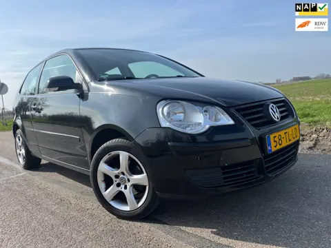 Volkswagen Polo 1.4-16V Optive / 130.000km nap