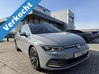 Volkswagen Golf 1.4 eHybrid Style Pano-Dak | Trekhaak | Camera | Stoelverw. |