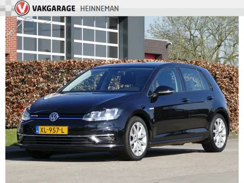 Volkswagen Golf 1.5 TSI Highline | Apple Carplay/Android auto | navigatie | digitaal dashboard