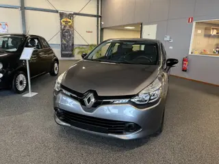 Renault Clio 1.2 Limited 47 dkm (bj 2015)