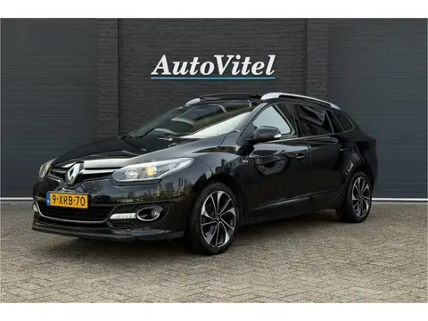 Renault Mégane Estate 1.2 TCe Bose | Pano | Camera | Keyless entry | NAP