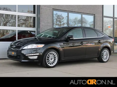 Ford Mondeo 1.6 EcoBoost Trend Hatchback Navigatie Stoelverwarming