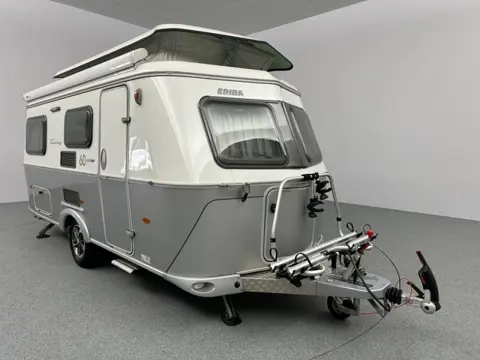 Eriba Touring Troll 542 60 Edition Cassetteluifel Mover