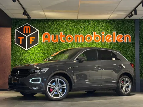 Volkswagen T-Roc 1.5 TSI 3x R-LINE 150 PK |VIRTUAL|APPLECAR|LANE ASSIST|FRONT ASSIST