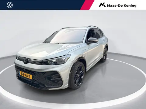 Volkswagen Tiguan 1.5 272pk DSG eHybrid R-Line Edition · Panoramadak · Leder · Harman Kardon · 360 C