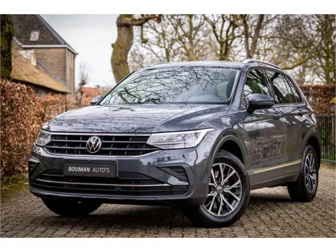 Volkswagen Tiguan 1.4 TSI eHybrid Life Leder 360 Camera Trekhaak Digi Dash
