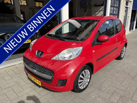 Peugeot 107 1.0-12V XS NW APK 03-2027 (bj 2010)