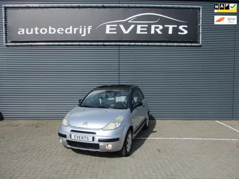 Citroen C3 Pluriel 1.4i Pluriel Apk 8-05-2027 distributie bij 123000 vervangen zeer mooie auto met e