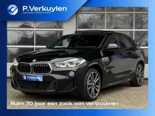 BMW X2 sDrive20i M SPORT | LEDER | PANORAMA | STOELVERWARMING | 18 INCH LM VELGEN |