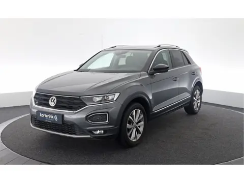Volkswagen T-Roc 1.0 TSI Style | Trekhaak | Navi | Stoelverwarming