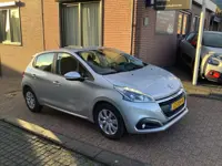 Peugeot 208 1.2 PureTech Blue Lion