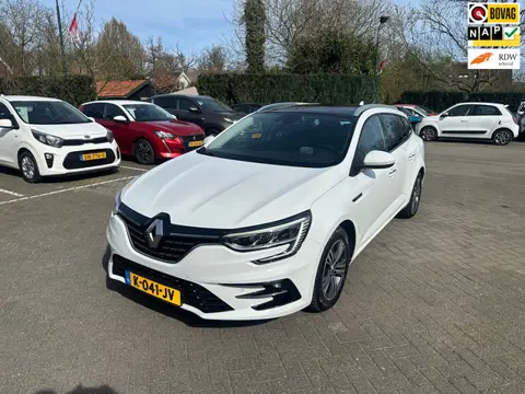 Renault Mégane Estate 1.3 TCe Intens , automaat , leer , panoramadak pdc met camera