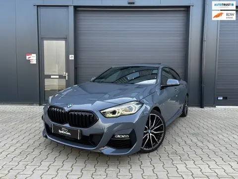 BMW 2-serie Gran Coupé 218i Executive Edition PANO HUD H&K CAMERA
