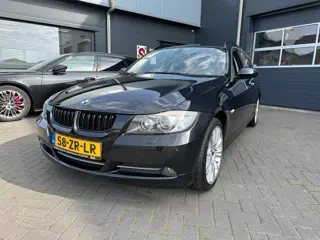 BMW 3-SERIE Touring 330xi Aut. High Executive org. Nederland 