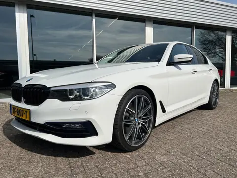 BMW 5-serie 520i Sportline Automaat, 20"Velgen, Trekhaak
