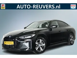 BMW i4 eDrive40 84 kWh / Navigatie / Carplay / LED / Camera / 4S banden