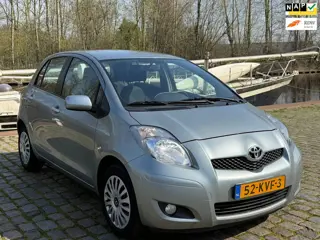 Toyota Yaris 1.3 VVTi Aspiration 1e eigenaar dealer onderhouden airco elektrische ramen cv op afs