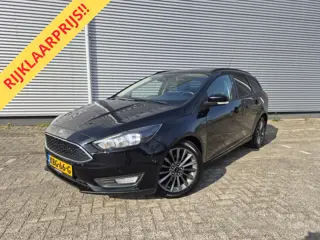 Ford Focus Wagon 1.0 Titanium Edition,Navigatie,voorruit/stoelverwarming,Parkeersensoren,Cruisecontr