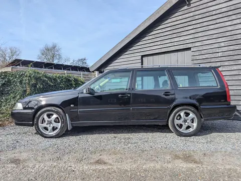 Volvo V70 2.4 Europa (bj 2000)
