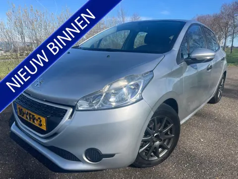 Peugeot 208 1.4 VTi Access (bj 2012)