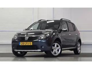 Dacia Sandero 1.6i Stepway Exclusive Trekhaak Airco 3e Eigenaar Allseason banden