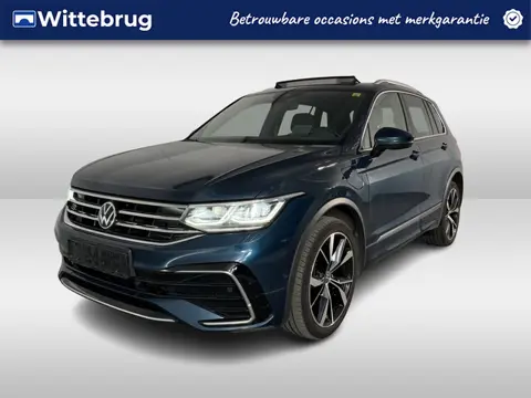 Volkswagen Tiguan 1.4 TSI eHybrid R-Line / AUTOMAAT/ PANO/ 245 PK/ TREKHAAK/ DCC/ ELEK.KLEP/ PARK.SE