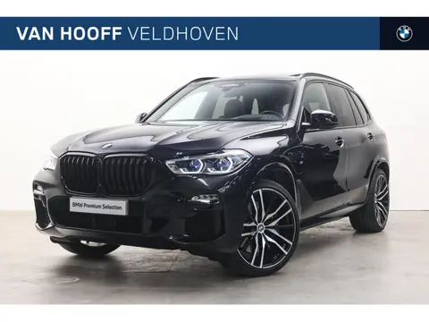 BMW X5 xDrive45e High Executive M Sport Automaat / Trekhaak / Panoramadak / Sportstoelen / Comfort A
