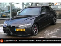 Alfa Romeo Giulia 2.0 T AWD Veloce
