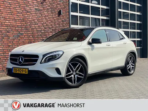 Mercedes-Benz GLA-klasse 200 Prestige panorama/Trekhaak