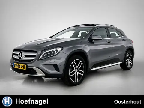 Mercedes-Benz GLA-klasse 180 Premium Plus | Automaat | Cruise control | Stoelverwarming | Navigatie 