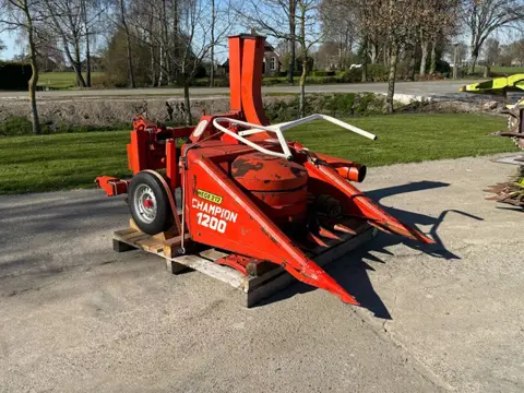 Kemp Kemper C 1200 Maishakselaar 2 rijer Kemper (bj 2000)
